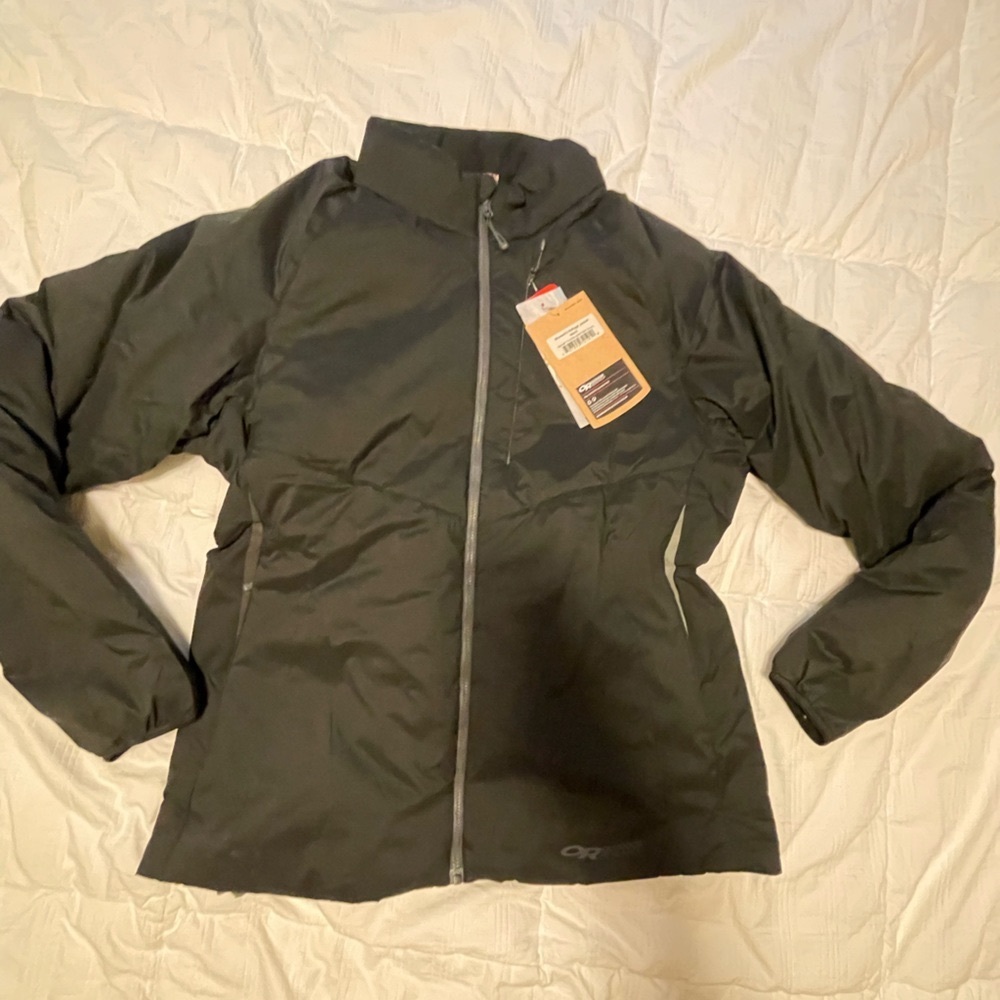 OUTDOOR RESEARCH puffy NWT